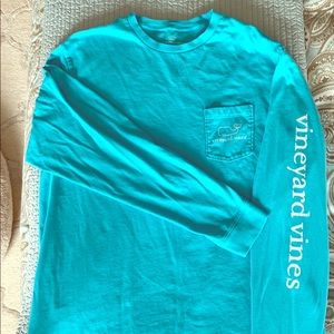 Long-sleeved Vineyard Vines T-Shirt